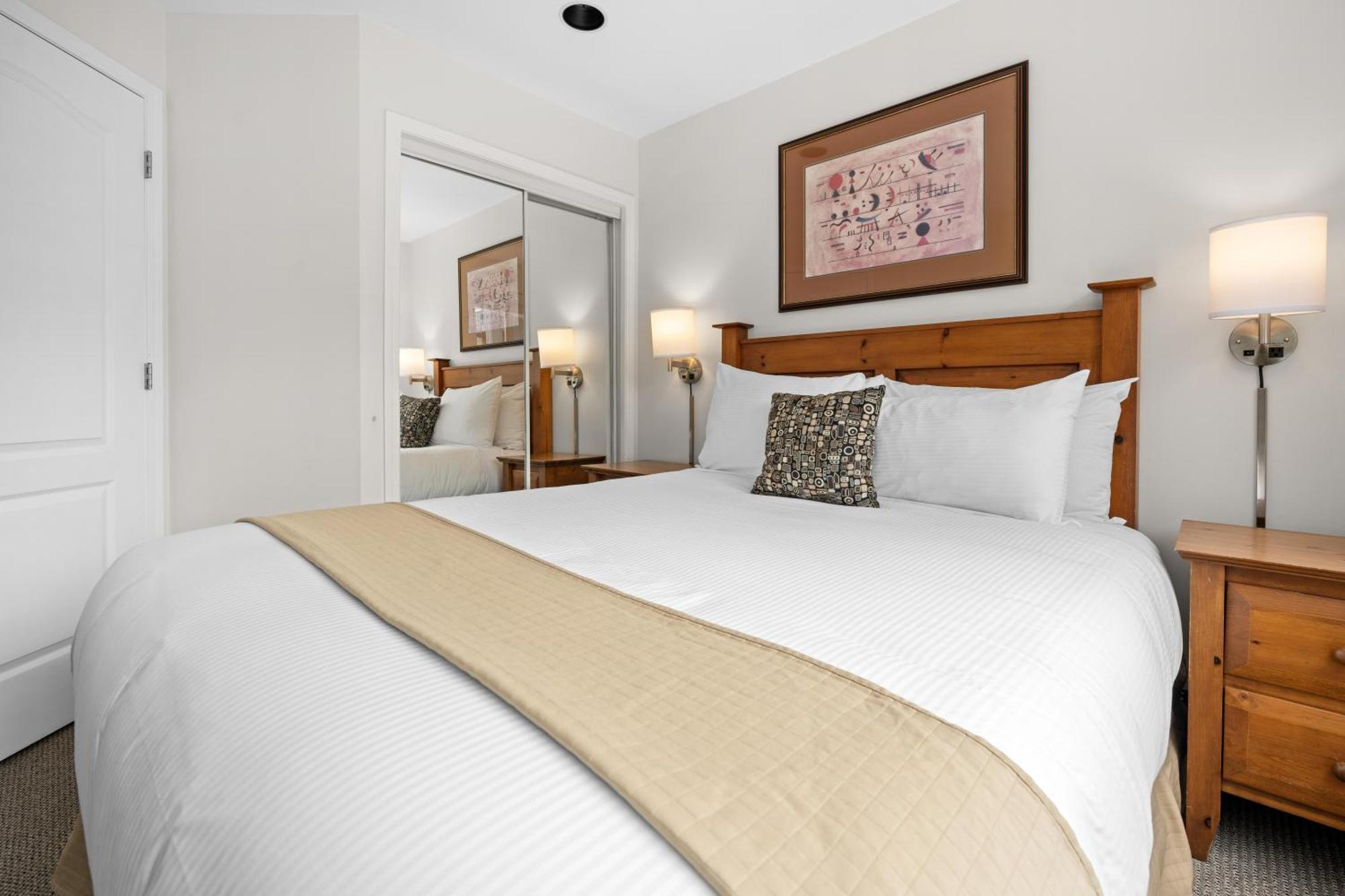 Bear Lodge Two Bedroom By Mva Whistler Exteriör bild